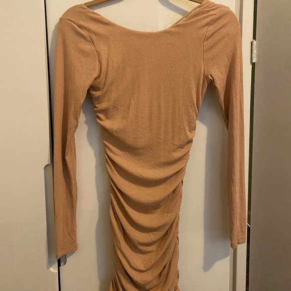 Princess Polly Newton Minidress Beige size 2 - Picture 2 of 4